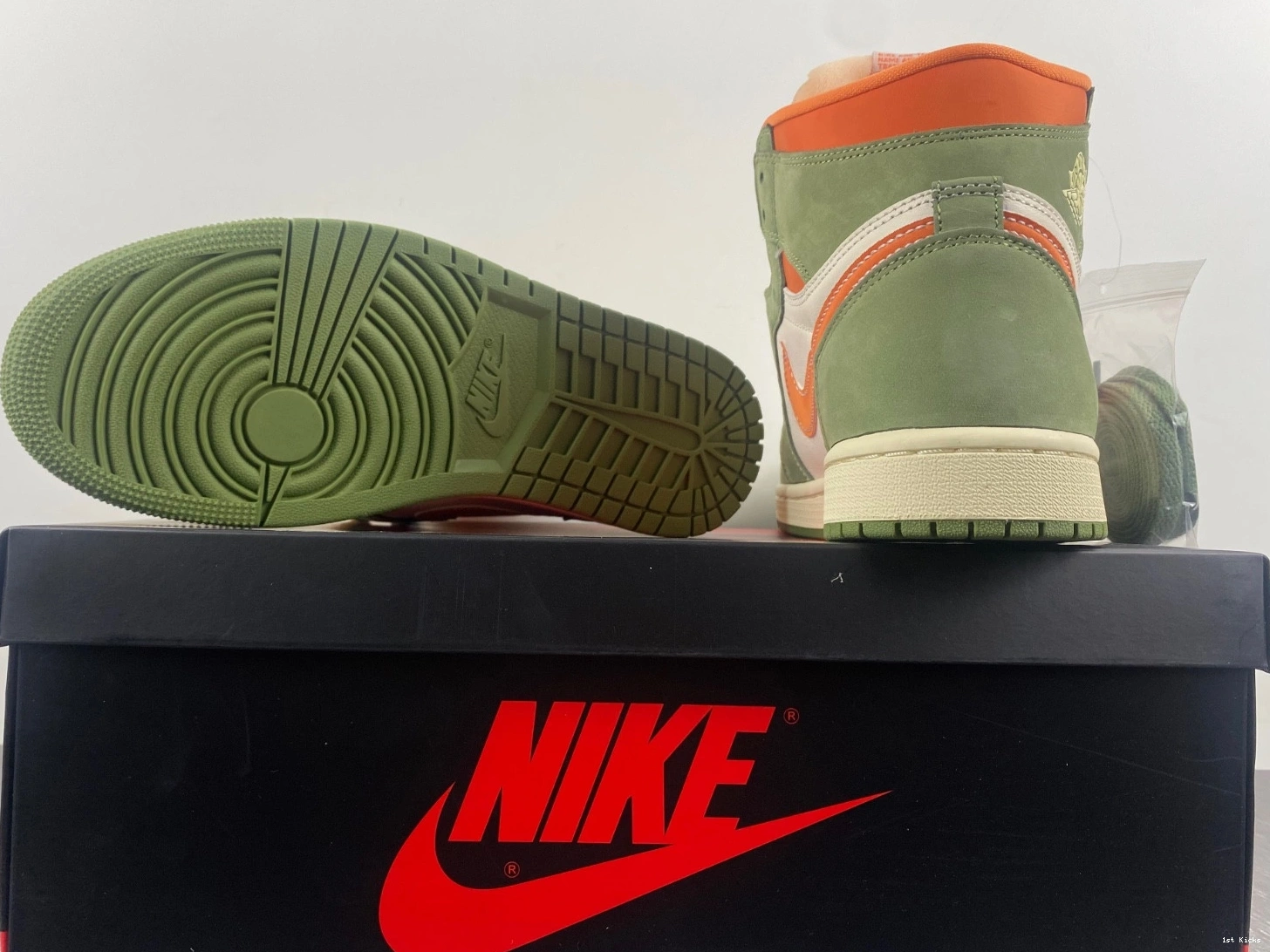 Celadon High Air Jordan OG 1 FB9934-300 0106